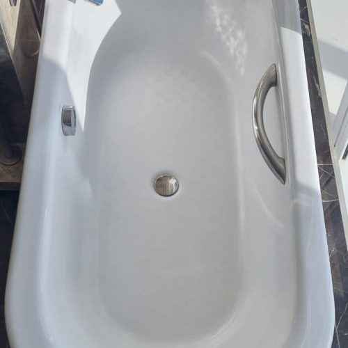 After Image Bath After Deep Clean and Polishing